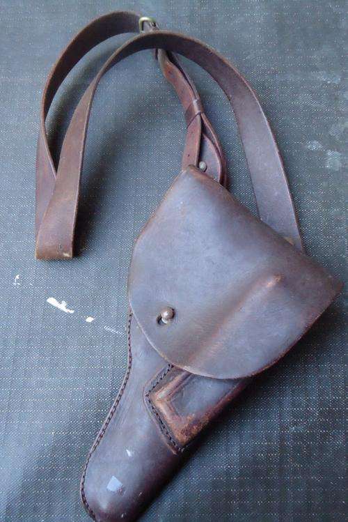LEATHER MILTARY GUN HOLSTER
